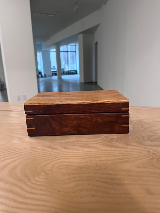 Bob Pricer - Walnut & Ash Butt Hinge Box