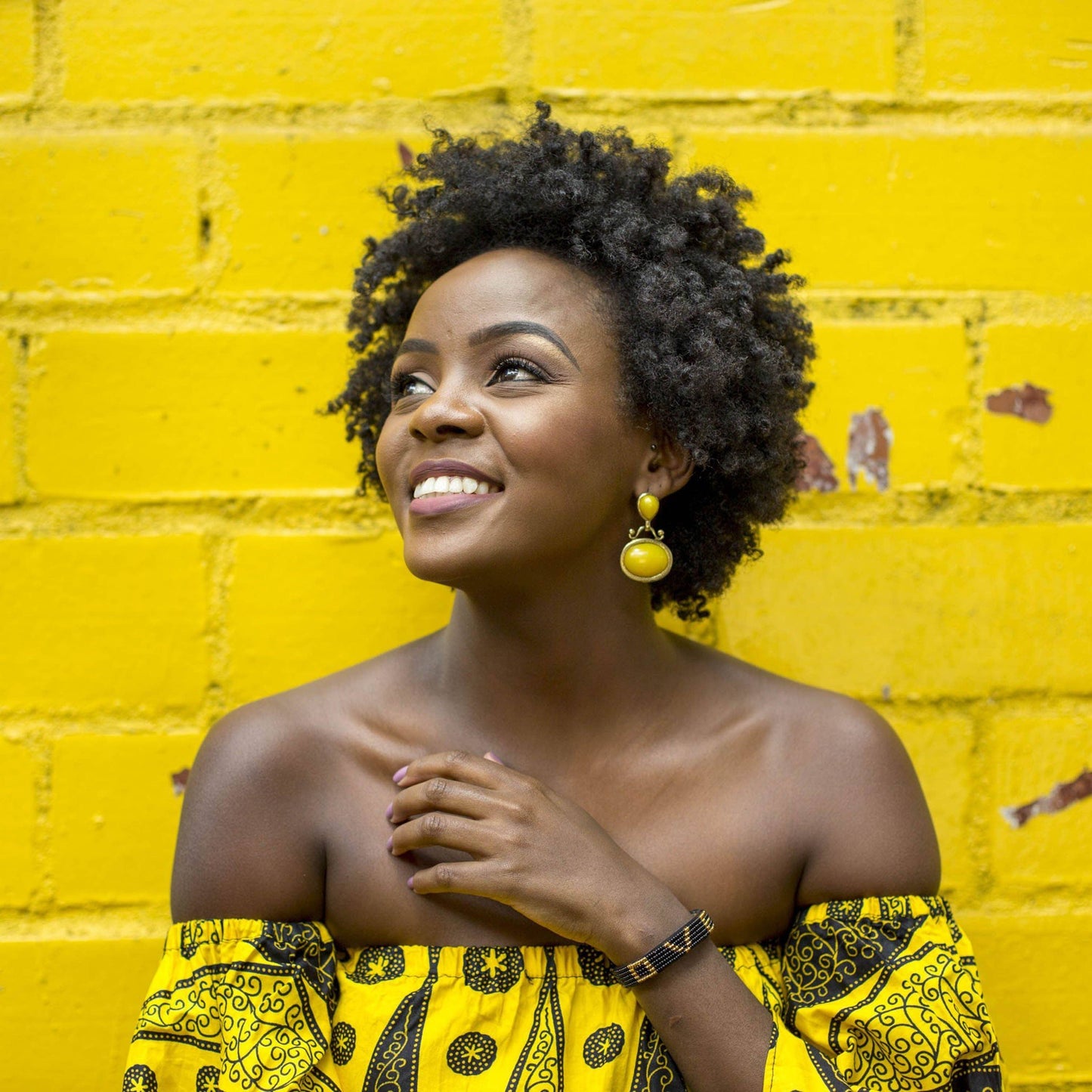 LOVE Beaded Bracelet - Black/Gold